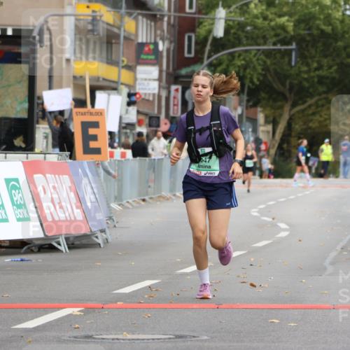 21.09.2025 - PSD Bank Halbmarathon Strokosch-Dieckow http://msf.ph/oto/8946889 21.09.2025 12:57:23 Ziel 1047 meine-sportfotos.de