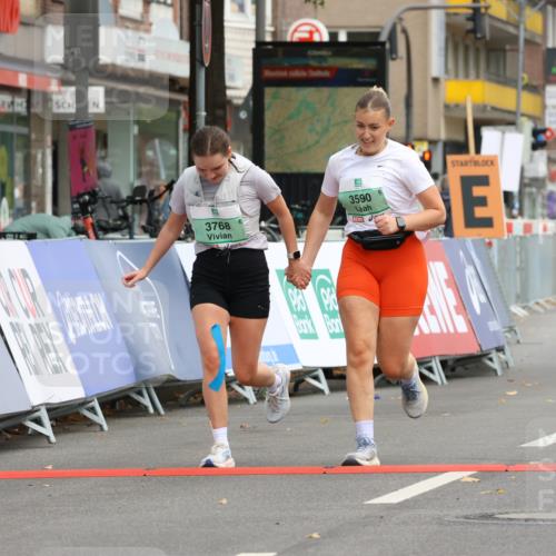 21.09.2025 - PSD Bank Halbmarathon Strokosch-Dieckow http://msf.ph/oto/8946904 21.09.2025 12:59:05 Ziel 3590, 3768 meine-sportfotos.de