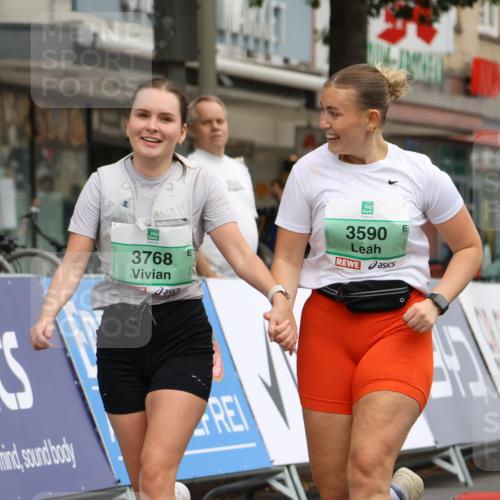 21.09.2025 - PSD Bank Halbmarathon Strokosch-Dieckow http://msf.ph/oto/8946918 21.09.2025 12:59:08 Ziel 3590, 3768 meine-sportfotos.de
