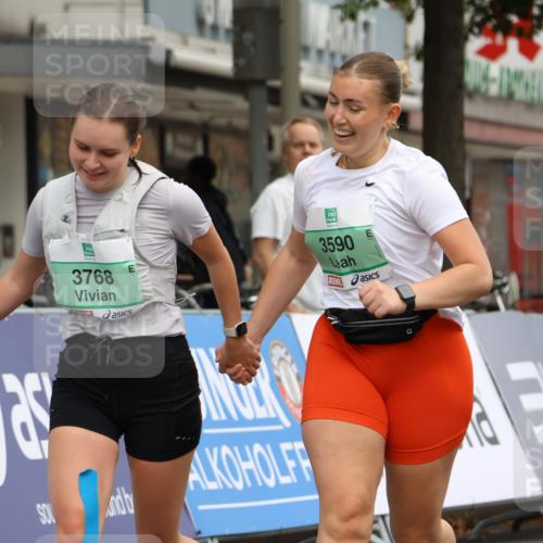 21.09.2025 - PSD Bank Halbmarathon Strokosch-Dieckow http://msf.ph/oto/8946922 21.09.2025 12:59:08 Ziel 3590, 3768 meine-sportfotos.de