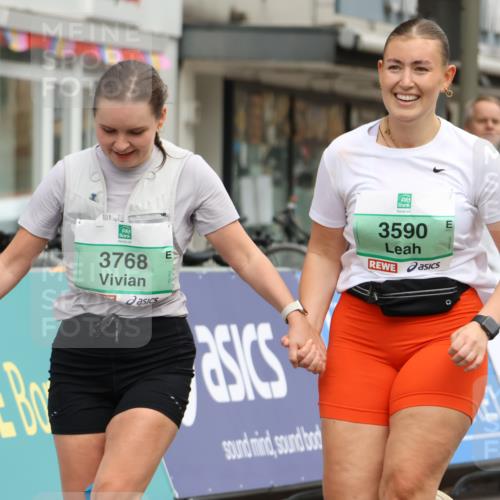 21.09.2025 - PSD Bank Halbmarathon Strokosch-Dieckow http://msf.ph/oto/8946928 21.09.2025 12:59:09 Ziel 3590, 3768 meine-sportfotos.de
