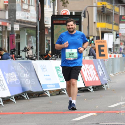 21.09.2025 - PSD Bank Halbmarathon Strokosch-Dieckow http://msf.ph/oto/8946962 21.09.2025 13:01:23 Ziel 1281 meine-sportfotos.de