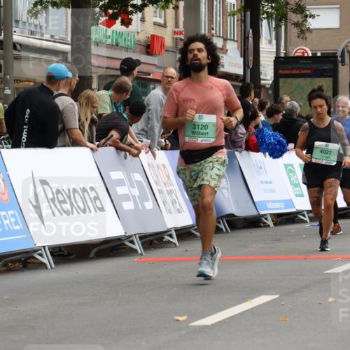 21.09.2025 - PSD Bank Halbmarathon Strokosch-Dieckow http://msf.ph/oto/8946996 21.09.2025 12:17:34 Ziel 1119, 1207, 1503, 1590, 1753, 1754, 2937, 3120, 3195, 3308, 3310, 3523, 3781, 4027 meine-sportfotos.de