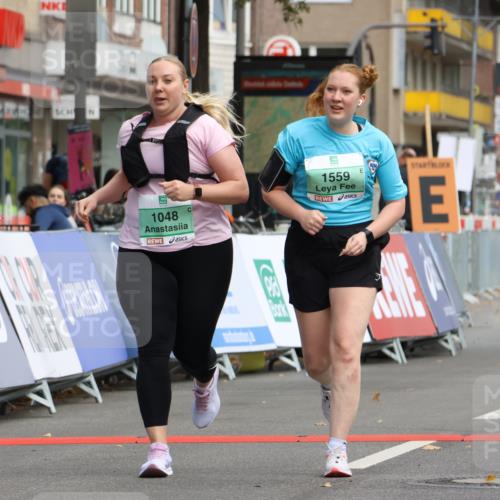 21.09.2025 - PSD Bank Halbmarathon Strokosch-Dieckow http://msf.ph/oto/8947014 21.09.2025 13:02:50 Ziel 1048, 1559, 3867 meine-sportfotos.de