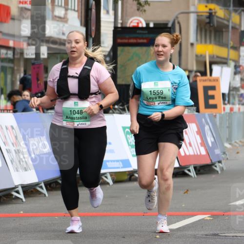21.09.2025 - PSD Bank Halbmarathon Strokosch-Dieckow http://msf.ph/oto/8947016 21.09.2025 13:02:50 Ziel 1048, 1559, 3867 meine-sportfotos.de