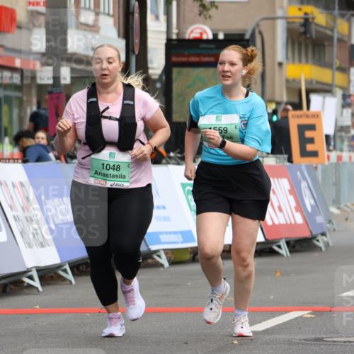 21.09.2025 - PSD Bank Halbmarathon Strokosch-Dieckow http://msf.ph/oto/8947017 21.09.2025 13:02:50 Ziel 1048, 1559, 3867 meine-sportfotos.de