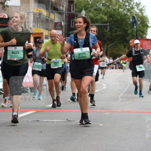 21.09.2025 - PSD Bank Halbmarathon Strokosch-Dieckow http://msf.ph/oto/8947028 21.09.2025 12:17:42 Ziel 1119, 1207, 1503, 1539, 1753, 1754, 2639, 2831, 2869, 2881, 2937, 3117, 3120, 3171, 3192, 3195, 3247, 3310, 3337, 3462, 4023, 4027 meine-sportfotos.de