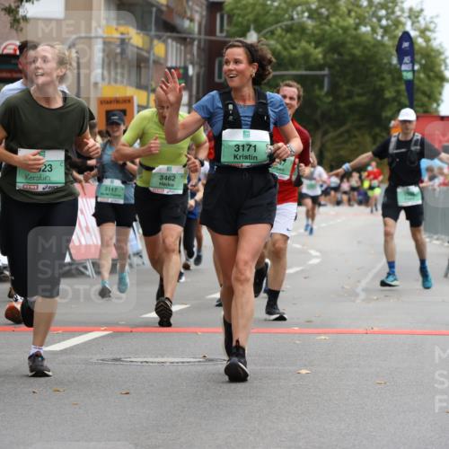 21.09.2025 - PSD Bank Halbmarathon Strokosch-Dieckow http://msf.ph/oto/8947032 21.09.2025 12:17:42 Ziel 1119, 1207, 1503, 1539, 1753, 1754, 2639, 2831, 2869, 2881, 2937, 3117, 3120, 3171, 3192, 3195, 3247, 3310, 3337, 3462, 4023, 4027 meine-sportfotos.de