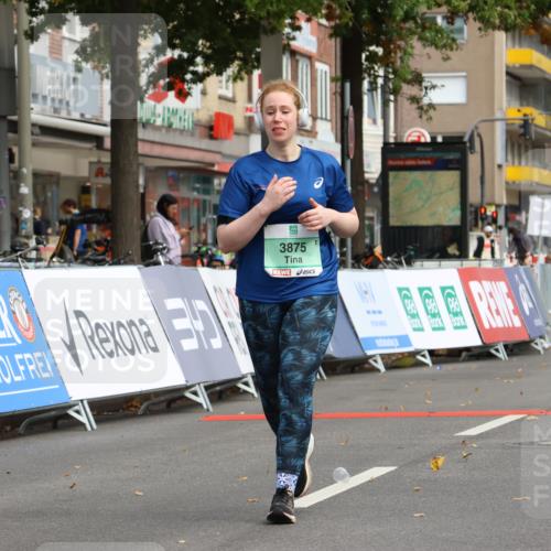 21.09.2025 - PSD Bank Halbmarathon Strokosch-Dieckow http://msf.ph/oto/8947049 21.09.2025 13:04:17 Ziel 3875 meine-sportfotos.de