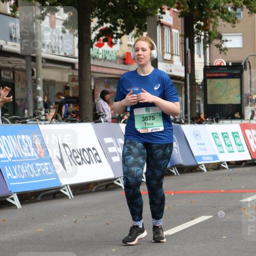 21.09.2025 - PSD Bank Halbmarathon Strokosch-Dieckow http://msf.ph/oto/8947056 21.09.2025 13:04:17 Ziel 3875 meine-sportfotos.de