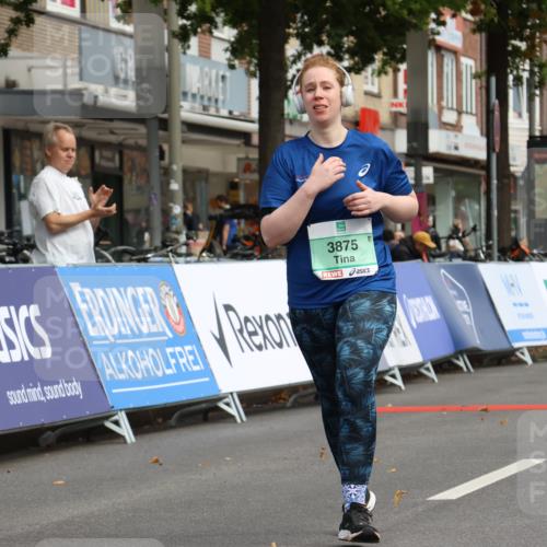 21.09.2025 - PSD Bank Halbmarathon Strokosch-Dieckow http://msf.ph/oto/8947069 21.09.2025 13:04:17 Ziel 3875 meine-sportfotos.de