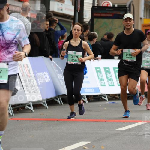 21.09.2025 - PSD Bank Halbmarathon Strokosch-Dieckow http://msf.ph/oto/8947070 21.09.2025 12:18:08 Ziel 1100, 2397, 3363, 3415, 3971 meine-sportfotos.de