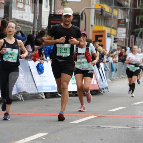 21.09.2025 - PSD Bank Halbmarathon Strokosch-Dieckow http://msf.ph/oto/8947076 21.09.2025 12:18:09 Ziel 1100, 1385, 2397, 3363, 3415, 3971 meine-sportfotos.de