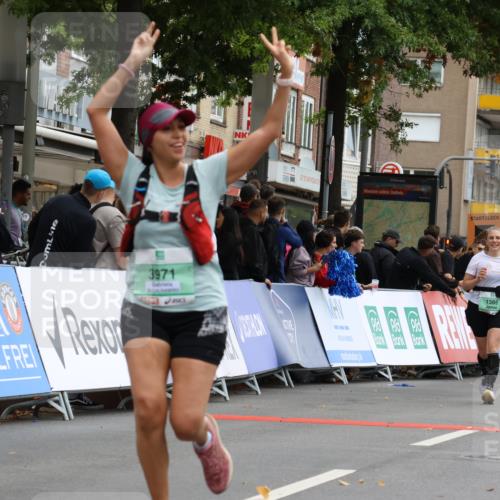 21.09.2025 - PSD Bank Halbmarathon Strokosch-Dieckow http://msf.ph/oto/8947097 21.09.2025 12:18:12 Ziel 1385, 2397, 3178, 3363, 3415, 3971 meine-sportfotos.de