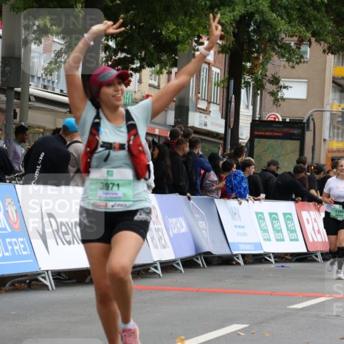 21.09.2025 - PSD Bank Halbmarathon Strokosch-Dieckow http://msf.ph/oto/8947099 21.09.2025 12:18:12 Ziel 1385, 2397, 3178, 3363, 3415, 3971 meine-sportfotos.de