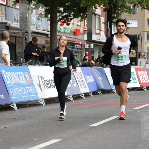 21.09.2025 - PSD Bank Halbmarathon Strokosch-Dieckow http://msf.ph/oto/8947105 21.09.2025 13:04:36 Ziel 3593, 3792 meine-sportfotos.de