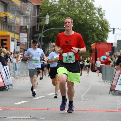 21.09.2025 - PSD Bank Halbmarathon Strokosch-Dieckow http://msf.ph/oto/8947110 21.09.2025 12:18:18 Ziel 1290, 1292, 1385, 3178, 3363, 3415, 3642, 3971 meine-sportfotos.de
