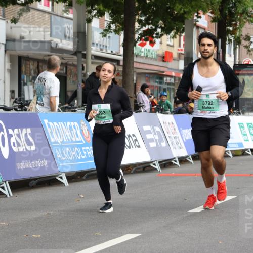 21.09.2025 - PSD Bank Halbmarathon Strokosch-Dieckow http://msf.ph/oto/8947124 21.09.2025 13:04:37 Ziel 3593, 3792 meine-sportfotos.de
