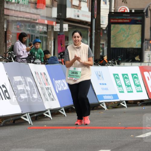 21.09.2025 - PSD Bank Halbmarathon Strokosch-Dieckow http://msf.ph/oto/8947132 21.09.2025 13:06:16 Ziel 3835 meine-sportfotos.de