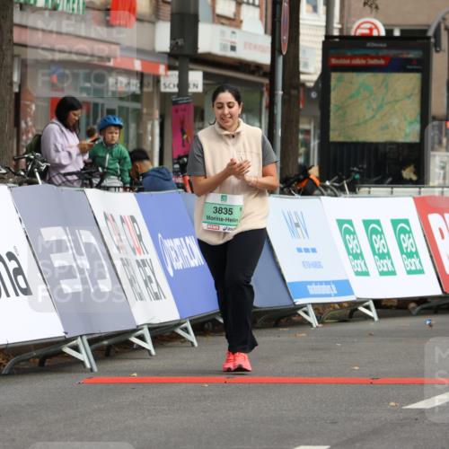 21.09.2025 - PSD Bank Halbmarathon Strokosch-Dieckow http://msf.ph/oto/8947133 21.09.2025 13:06:16 Ziel 3835 meine-sportfotos.de