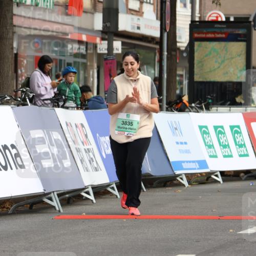 21.09.2025 - PSD Bank Halbmarathon Strokosch-Dieckow http://msf.ph/oto/8947139 21.09.2025 13:06:17 Ziel 3835 meine-sportfotos.de