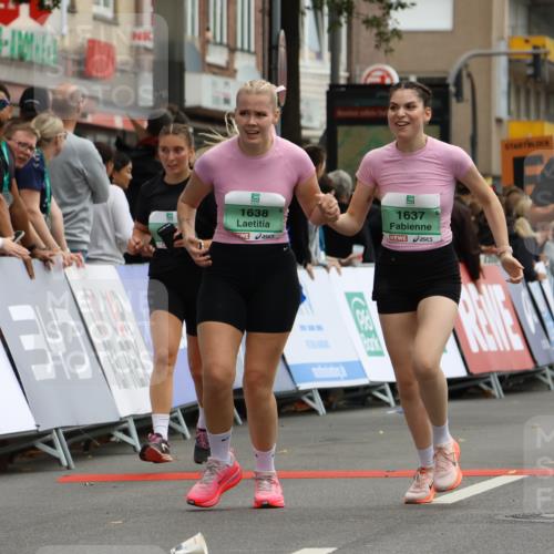 21.09.2025 - PSD Bank Halbmarathon Strokosch-Dieckow http://msf.ph/oto/8947162 21.09.2025 12:18:47 Ziel 1050, 1541, 1637, 1638, 1950, 2973, 2974, 3282, 3437, 3486, 3563, 3752, 3796 meine-sportfotos.de