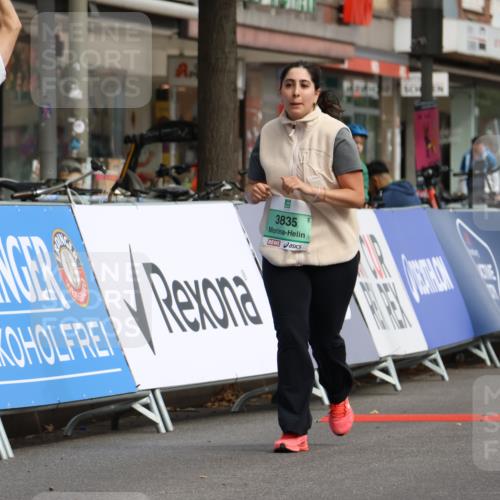 21.09.2025 - PSD Bank Halbmarathon Strokosch-Dieckow http://msf.ph/oto/8947171 21.09.2025 13:06:18 Ziel 3835 meine-sportfotos.de