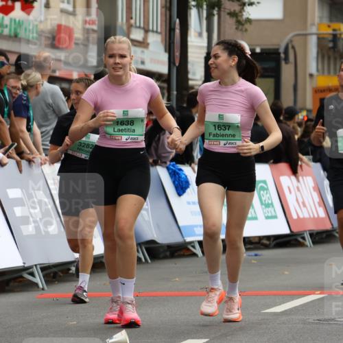 21.09.2025 - PSD Bank Halbmarathon Strokosch-Dieckow http://msf.ph/oto/8947174 21.09.2025 12:18:48 Ziel 1050, 1541, 1637, 1638, 1950, 2973, 2974, 3282, 3437, 3486, 3563, 3752, 3796 meine-sportfotos.de