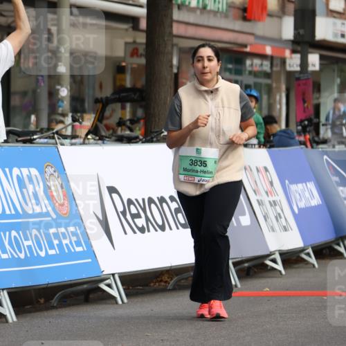 21.09.2025 - PSD Bank Halbmarathon Strokosch-Dieckow http://msf.ph/oto/8947177 21.09.2025 13:06:19 Ziel 3835 meine-sportfotos.de