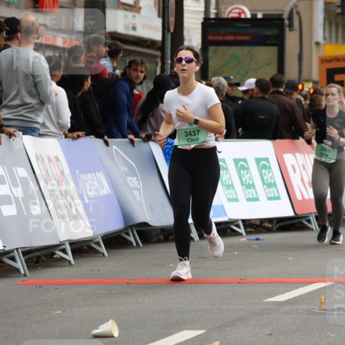 21.09.2025 - PSD Bank Halbmarathon Strokosch-Dieckow http://msf.ph/oto/8947191 21.09.2025 12:18:53 Ziel 1541, 1637, 1638, 3268, 3282, 3306, 3417, 3437, 3900 meine-sportfotos.de