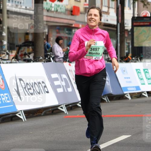 21.09.2025 - PSD Bank Halbmarathon Strokosch-Dieckow http://msf.ph/oto/8947195 21.09.2025 13:06:42 Ziel 3497, 3991 meine-sportfotos.de
