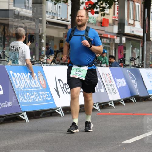 21.09.2025 - PSD Bank Halbmarathon Strokosch-Dieckow http://msf.ph/oto/8947222 21.09.2025 13:06:47 Ziel 3497, 3810, 3991 meine-sportfotos.de