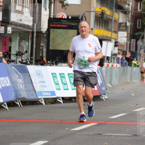 21.09.2025 - PSD Bank Halbmarathon Strokosch-Dieckow http://msf.ph/oto/8947225 21.09.2025 13:06:51 Ziel 3810, 3991 meine-sportfotos.de