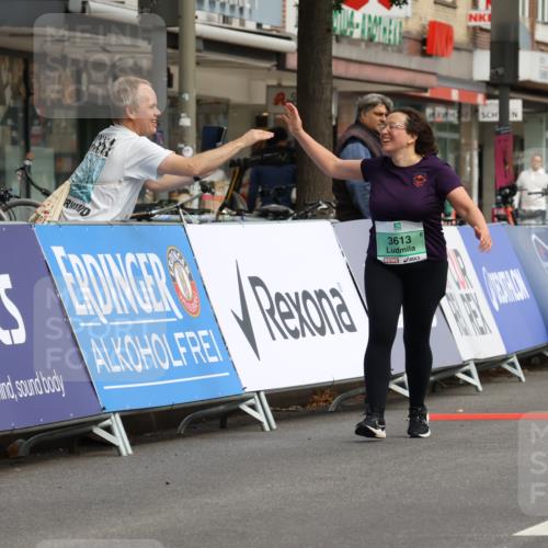 21.09.2025 - PSD Bank Halbmarathon Strokosch-Dieckow http://msf.ph/oto/8947249 21.09.2025 13:07:21 Ziel 3613, 3841 meine-sportfotos.de