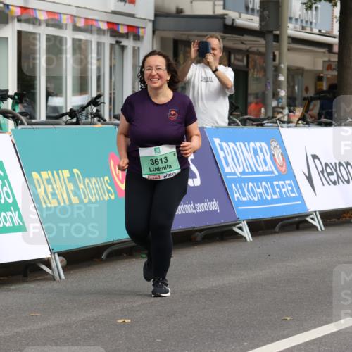 21.09.2025 - PSD Bank Halbmarathon Strokosch-Dieckow http://msf.ph/oto/8947261 21.09.2025 13:07:25 Ziel 3613, 3841 meine-sportfotos.de