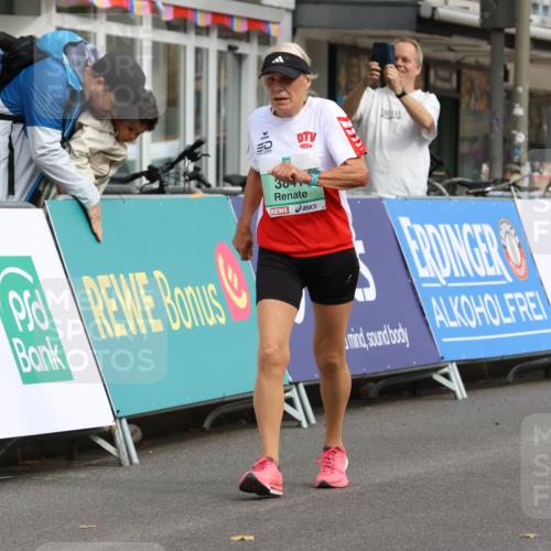 21.09.2025 - PSD Bank Halbmarathon Strokosch-Dieckow http://msf.ph/oto/8947282 21.09.2025 13:07:30 Ziel 3613, 3841 meine-sportfotos.de