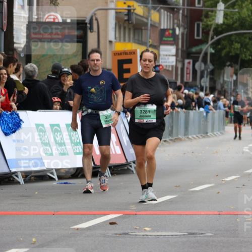 21.09.2025 - PSD Bank Halbmarathon Strokosch-Dieckow http://msf.ph/oto/8947320 21.09.2025 12:24:18 Ziel 1498, 1499, 3022, 3219, 3281, 3602 meine-sportfotos.de