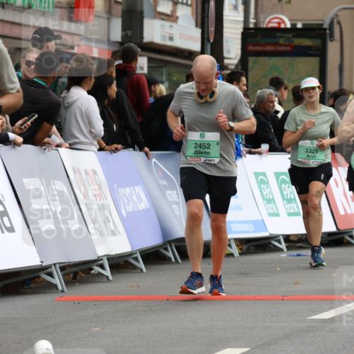 21.09.2025 - PSD Bank Halbmarathon Strokosch-Dieckow http://msf.ph/oto/8947327 21.09.2025 12:19:55 Ziel 1070, 1661, 2452, 2714, 3111, 3264, 3265, 3329, 3347, 3528, 3567, 3672, 3678, 4067 meine-sportfotos.de