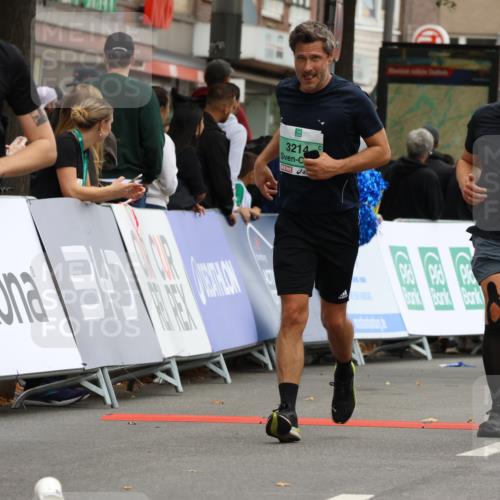 21.09.2025 - PSD Bank Halbmarathon Strokosch-Dieckow http://msf.ph/oto/8947344 21.09.2025 12:24:45 Ziel 2846, 3143, 3214, 3263, 3762 meine-sportfotos.de