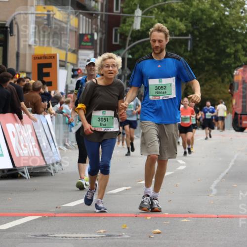 21.09.2025 - PSD Bank Halbmarathon Strokosch-Dieckow http://msf.ph/oto/8947359 21.09.2025 12:20:15 Ziel 1151, 1152, 1176, 2211, 3051, 3052, 3445 meine-sportfotos.de