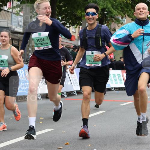 21.09.2025 - PSD Bank Halbmarathon Strokosch-Dieckow http://msf.ph/oto/8947404 21.09.2025 12:25:05 Ziel 1361, 1654, 1655, 1808, 3121, 3317, 3436, 3654, 3682, 3820, 4014 meine-sportfotos.de