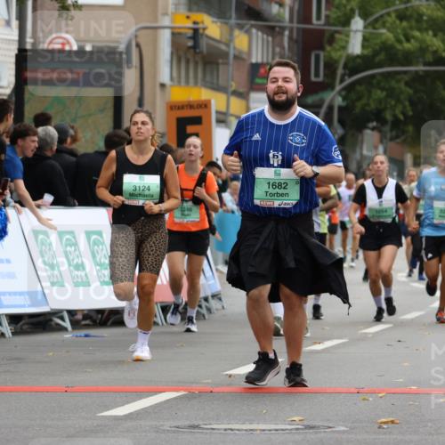 21.09.2025 - PSD Bank Halbmarathon Strokosch-Dieckow http://msf.ph/oto/8947418 21.09.2025 12:20:47 Ziel 1054, 1474, 1552, 1682, 3124, 3246, 3296, 3643, 3690 meine-sportfotos.de