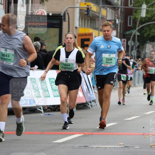 21.09.2025 - PSD Bank Halbmarathon Strokosch-Dieckow http://msf.ph/oto/8947428 21.09.2025 12:20:52 Ziel 1054, 1682, 3124, 3246, 3296, 3643, 3681 meine-sportfotos.de