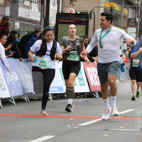 21.09.2025 - PSD Bank Halbmarathon Strokosch-Dieckow http://msf.ph/oto/8947489 21.09.2025 12:25:57 Ziel 2975, 3227, 3258, 3429, 3504, 3631, 3829 meine-sportfotos.de