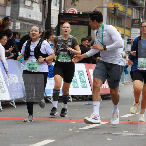 21.09.2025 - PSD Bank Halbmarathon Strokosch-Dieckow http://msf.ph/oto/8947500 21.09.2025 12:25:57 Ziel 2975, 3227, 3258, 3429, 3504, 3631, 3829 meine-sportfotos.de