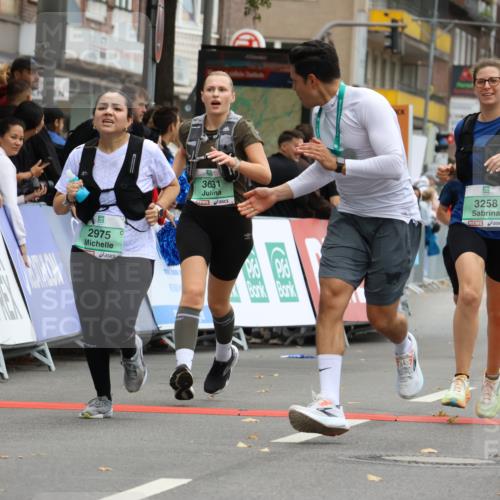 21.09.2025 - PSD Bank Halbmarathon Strokosch-Dieckow http://msf.ph/oto/8947502 21.09.2025 12:25:57 Ziel 2975, 3227, 3258, 3429, 3504, 3631, 3829 meine-sportfotos.de