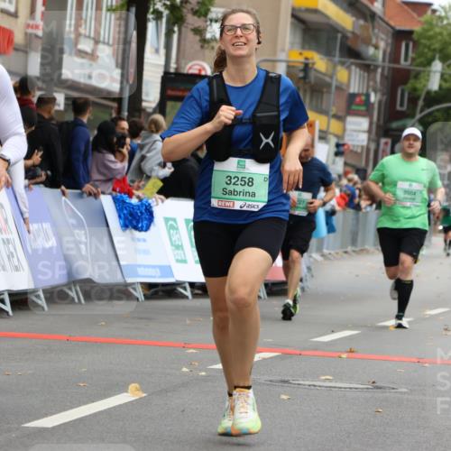 21.09.2025 - PSD Bank Halbmarathon Strokosch-Dieckow http://msf.ph/oto/8947503 21.09.2025 12:25:59 Ziel 2975, 3227, 3258, 3429, 3504, 3631, 3829 meine-sportfotos.de