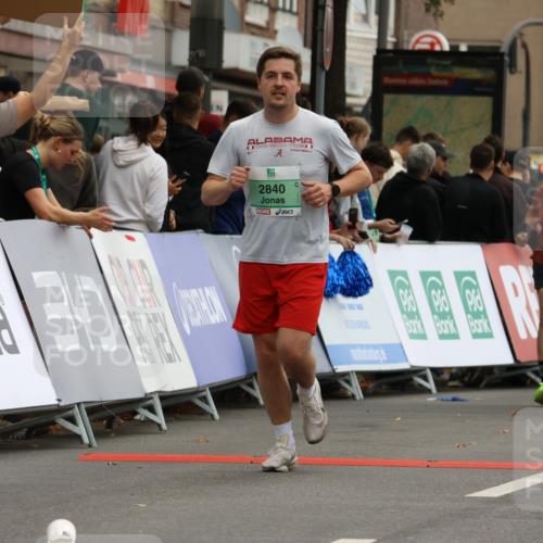 21.09.2025 - PSD Bank Halbmarathon Strokosch-Dieckow http://msf.ph/oto/8947527 21.09.2025 12:21:27 Ziel 2840, 2887, 2905, 3333, 3460, 3980 meine-sportfotos.de