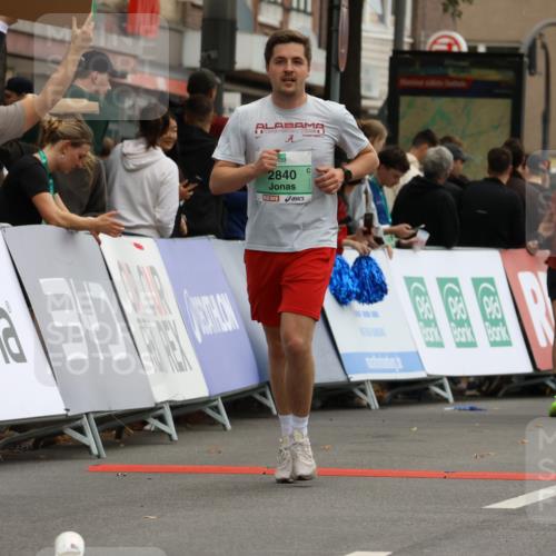 21.09.2025 - PSD Bank Halbmarathon Strokosch-Dieckow http://msf.ph/oto/8947529 21.09.2025 12:21:27 Ziel 2840, 2887, 2905, 3333, 3460, 3980 meine-sportfotos.de
