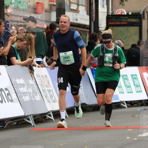 21.09.2025 - PSD Bank Halbmarathon Strokosch-Dieckow http://msf.ph/oto/8947543 21.09.2025 12:26:22 Ziel 2900, 2950, 3611 meine-sportfotos.de